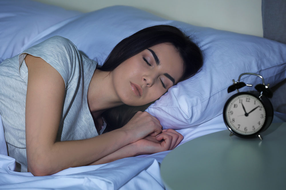 6 Helpful Tips for a Healthy Sleep Cycle