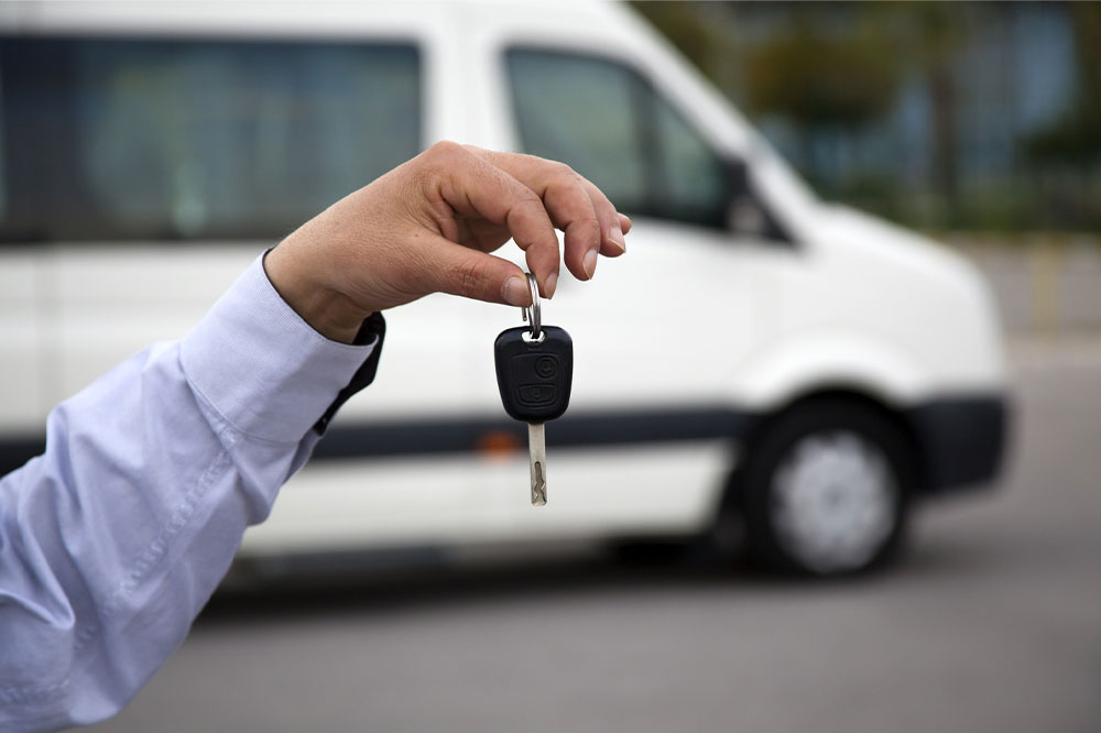 10 Things to Keep in Mind While Renting a Van